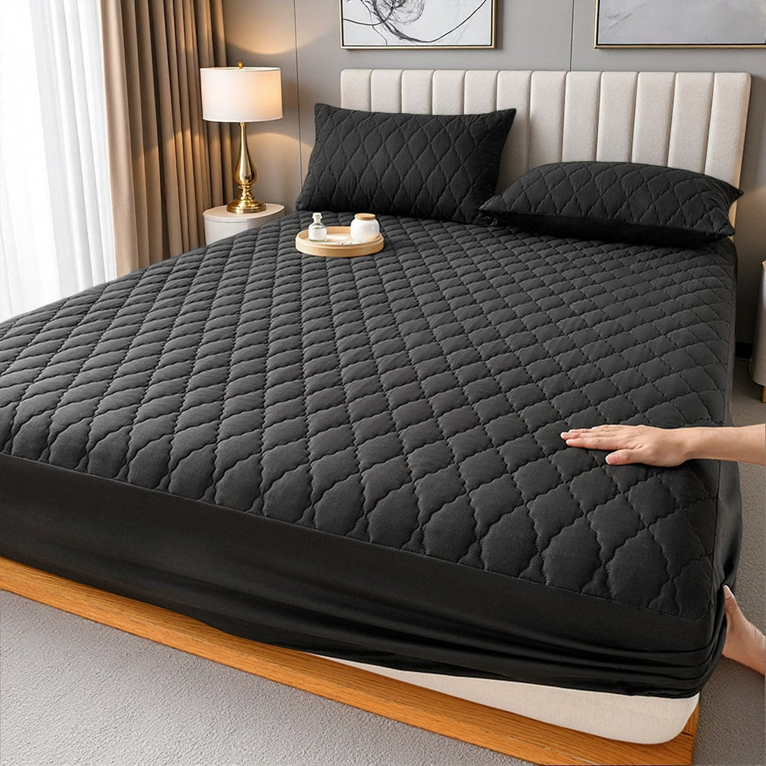 Waterproof Mattress Protector  Soft and Comfortable, Easy to Clean, Full Coverage, Suitable for Guest Rooms, Bedrooms, Hotels, Usable in All 4 Seasons